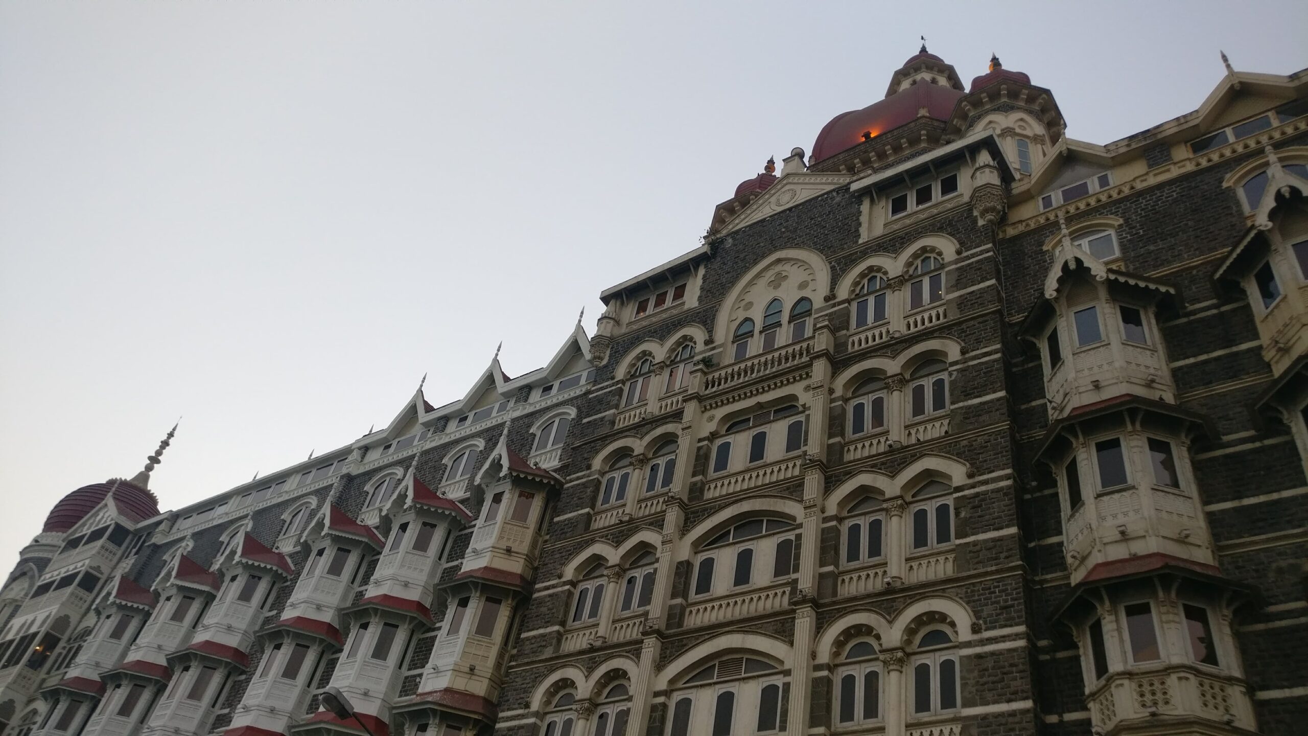 taj-palace-mumbai